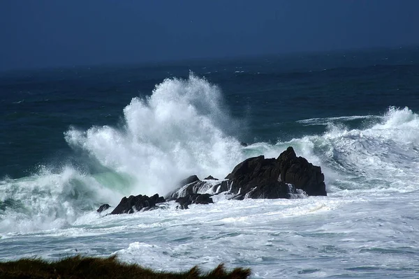 Rocce Surf Sulla Costa Bretone — Foto Stock