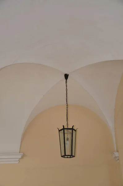 Piber Zamek Arkady Latarnia Lampa Latarnia Żelaza Światło Ściana — Zdjęcie stockowe
