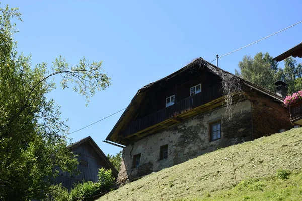 Drautal Radlberg Bergstraße Abbiegen Feld Wiese Ernte — Stockfoto