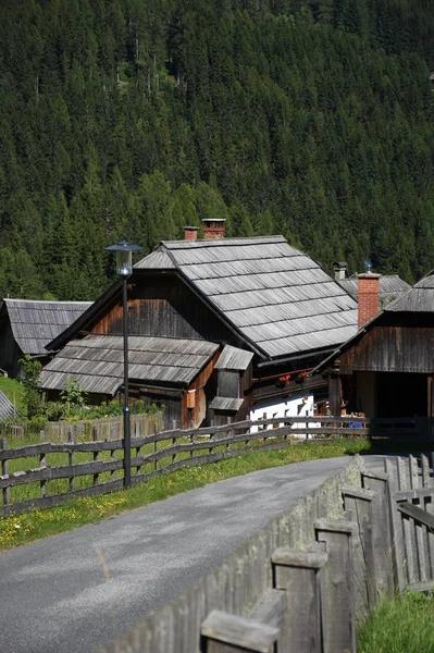 Oswald Bad Kleinkirchheim Dorf Bergdorf Bergdorf Bauernhaus Traditionelles Holzhaus — Stockfoto