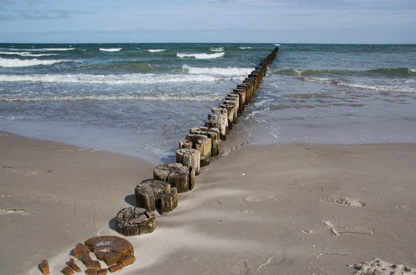 Groyne Sahil Şeridine Dik Bir Açıdır Yaklaşık Olarak Bir Deniz — Stok fotoğraf