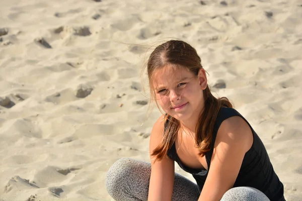 Ragazza Sulla Spiaggia — Foto Stock