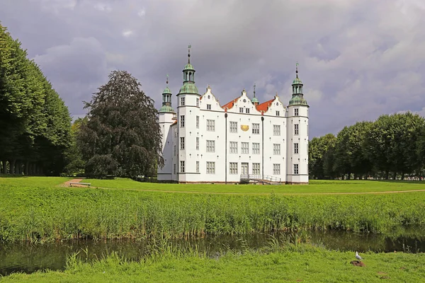 Schloss Ahrensburg Στο Holstein Κοντά Στο Hamburg — Φωτογραφία Αρχείου