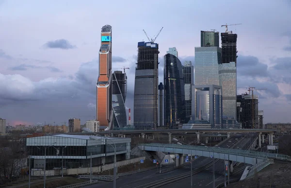 Complejo Ciudad Moscú Tercer Anillo Transporte Atardecer — Foto de Stock
