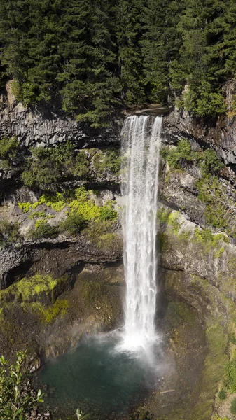 Nachází Brandywine Falls Provincial Park Jak Výstup Nebe Moři Dálnice — Stock fotografie