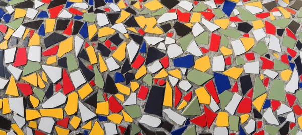 Colorato Panorama Mosaico Pezzi Piastrelle Rotte Calcestruzzo — Foto Stock
