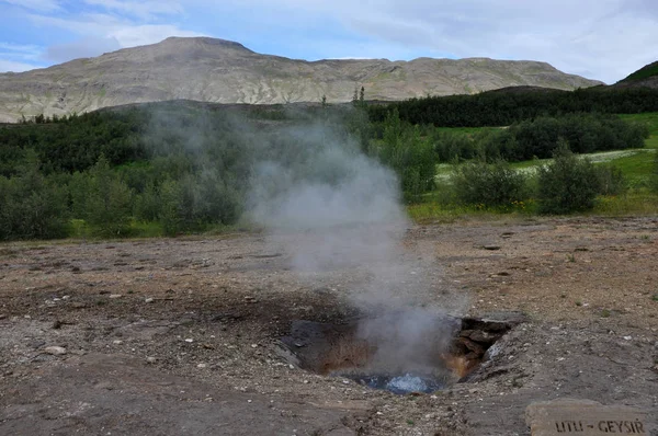 Área Alta Temperatura Haukadalur Iceland Fonte Termal Fonte Termal Vulcanismo — Fotografia de Stock