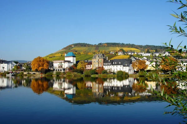 Town Traben Trarbach Moselle Autumn Known Its Wine Art Nouveau — Fotografia de Stock