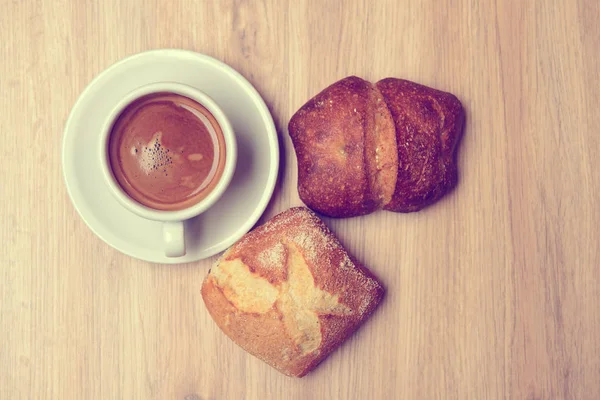 Grifos Alemanes Con Café Suelo Madera Desde Arriba — Foto de Stock