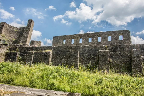 Vista Panorámica Majestuosa Arquitectura Medieval Del Castillo —  Fotos de Stock