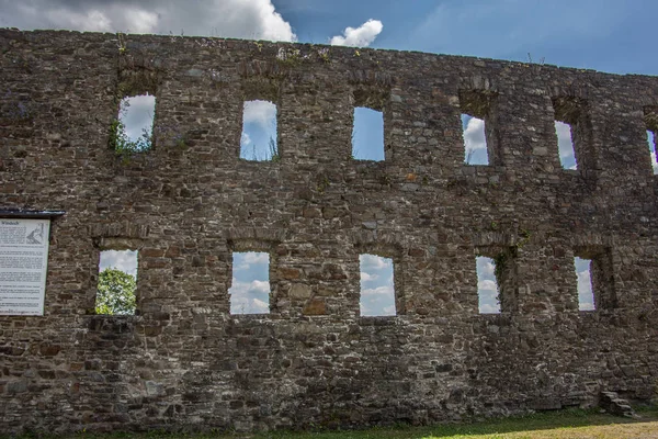Vedere Pitorească Arhitecturii Maiestuoase Castelului Medieval — Fotografie, imagine de stoc