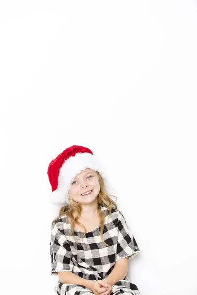 Feliz Natal Menina Santa Chapéu Fundo Branco — Fotografia de Stock