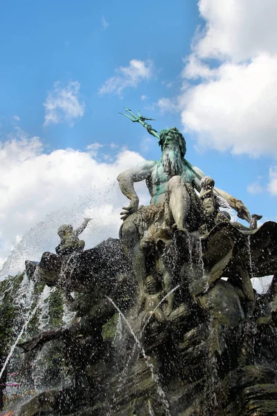 Fuente Neptuno Berlín — Foto de Stock