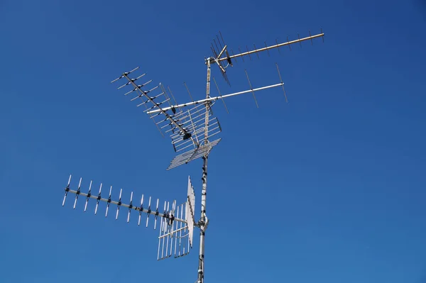 Comunicazione Trasmissione Torre Della Linea Elettrica — Foto Stock