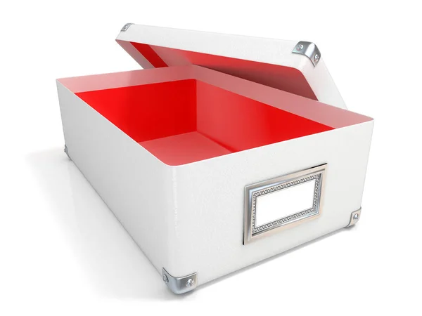 白い革は クロムコーナー 赤のインテリアとブランクラベルとボックスを開きました 白い背景に孤立した3Dレンダリングイラスト — ストック写真
