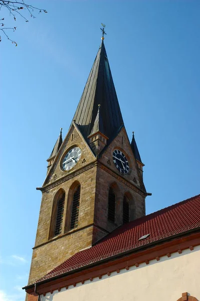 Kirchturm Der Katholischen Kirche Steinweiler Der Pfalz — Stockfoto