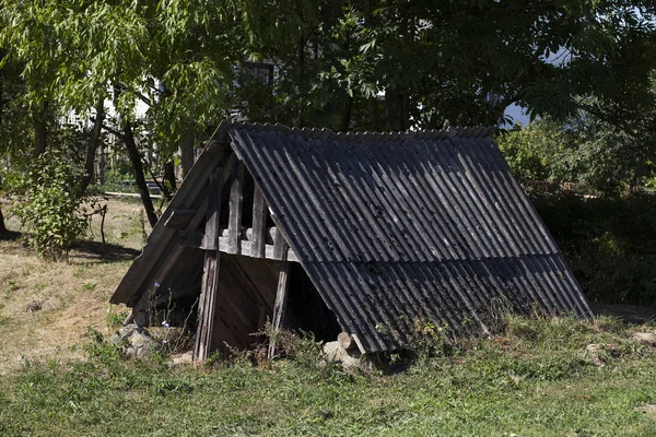 Slate Roof Old Underground Storage Vegetables Located Countryside — Stock Photo, Image