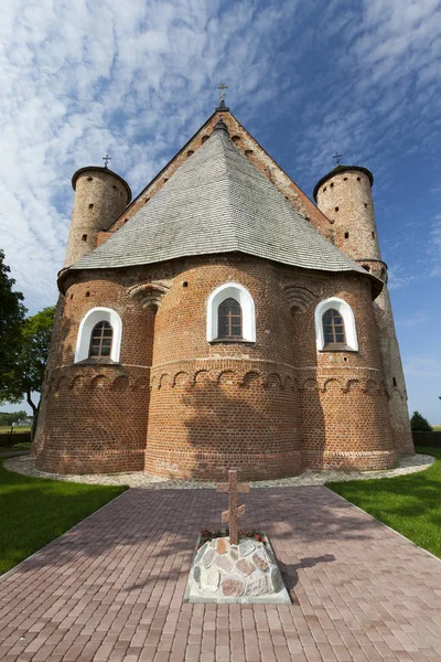 Antiga Igreja Ortodoxa Construída Como Uma Fortaleza Está Situada Aldeia — Fotografia de Stock