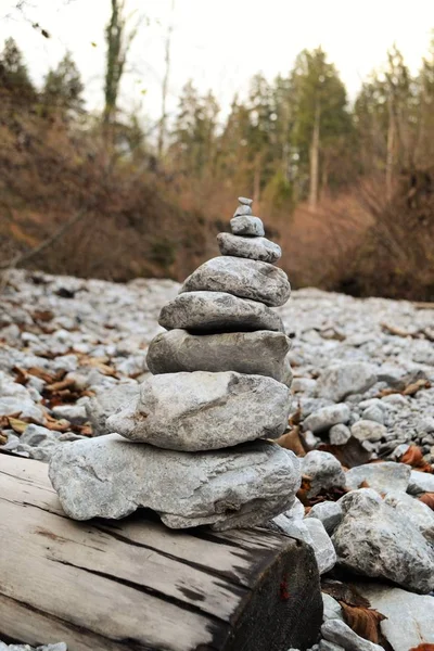 Stratified Rocks Stream Bed — Stock Photo, Image