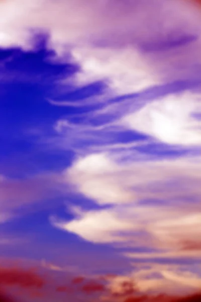 撮影クローズ アップ色の様々 な雲の空の日の出 — ストック写真