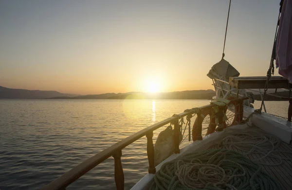 Zicht Silhouet Boot Zonsondergang Zee Cappadocië Anatolië Turkije — Stockfoto