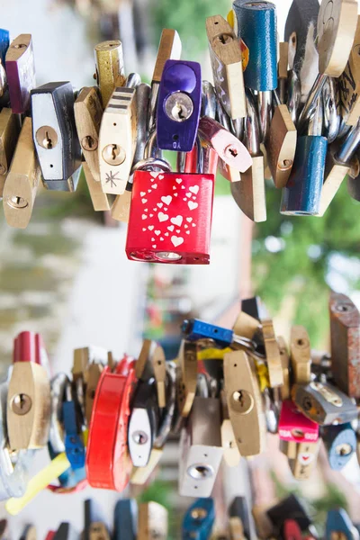 Farverig Baggrund Valentins Dagkort - Stock-foto