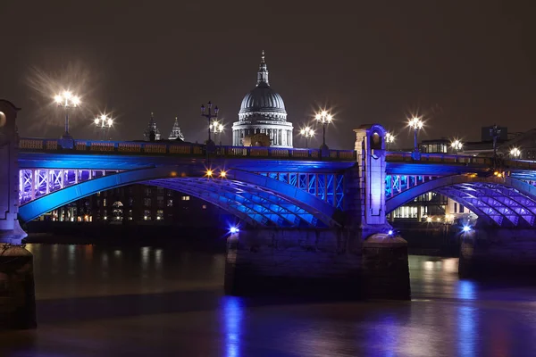 Pont Urbain Éclairé Nuit — Photo