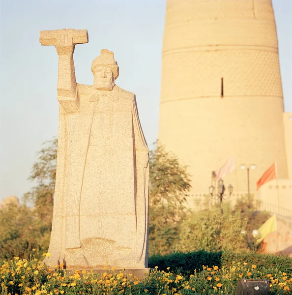 Statue Von Emin Khoja Einem Lokalen General Der Turpan Seidenstraße — Stockfoto