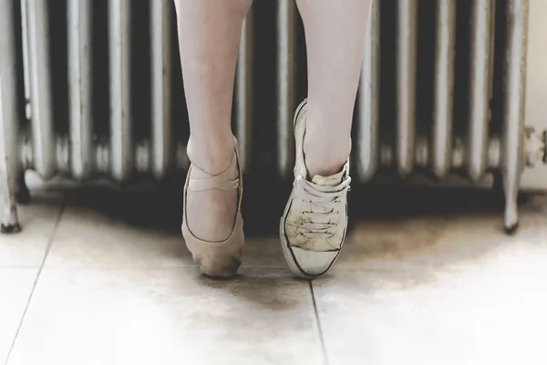 Bailarín Con Zapato Ballet Zapatillas — Foto de Stock