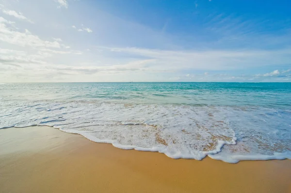 イディリックビーチと海 ピジョンポイント トバゴ — ストック写真