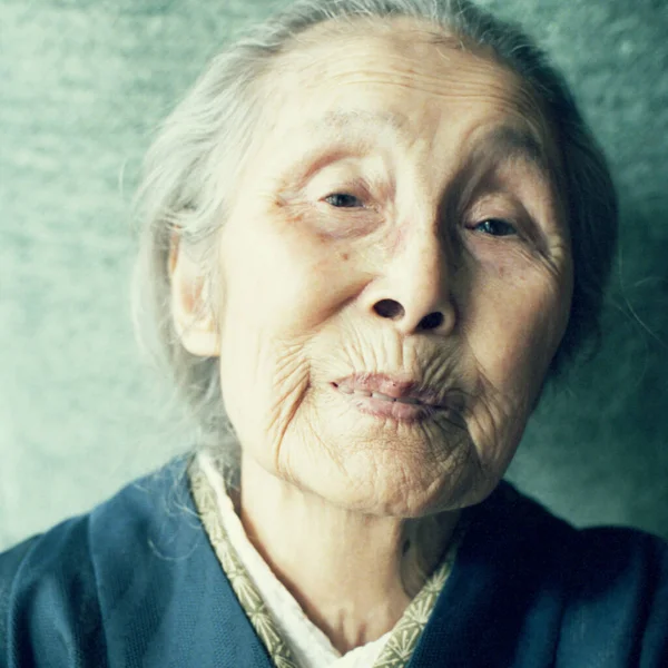 シニア日本人女性 肖像画 — ストック写真