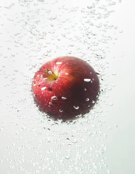 Apfel Wasserblasen — Stockfoto