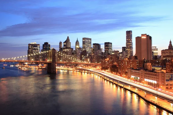 Manhattan Und Brooklyn Bridge Bei Nacht — Stockfoto