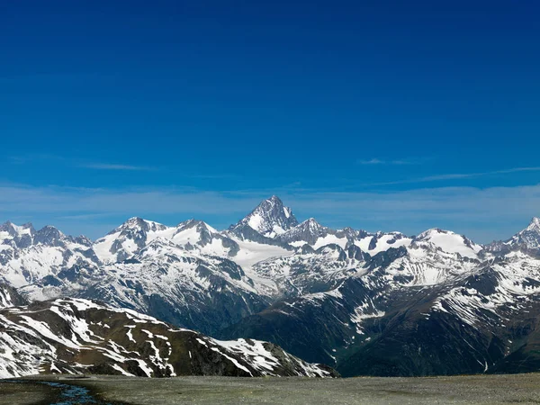 Vista Panorámica Del Majestuoso Paisaje Con Montañas —  Fotos de Stock