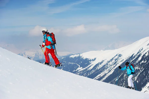 Skiers Moving Upwards Kuhtai Austria — Stock Photo, Image