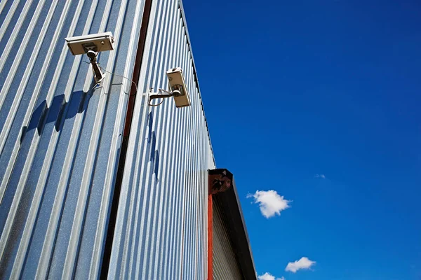 Câmera Vigilância Canto Edifício Industrial — Fotografia de Stock