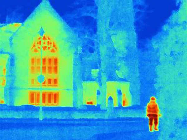 Thermal Image Man Cathedral — Stock Photo, Image