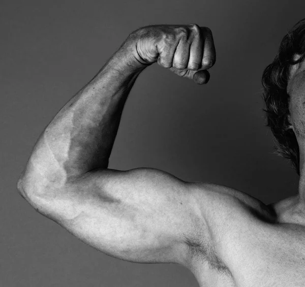 Close Mans Flexed Biceps — Stock Photo, Image