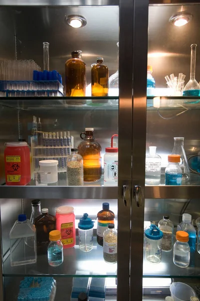 Cabinet Supplies Laboratory — Stock Photo, Image