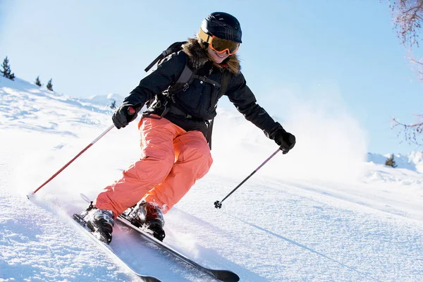 Skifahrer Beim Skifahren Schnee — Stockfoto