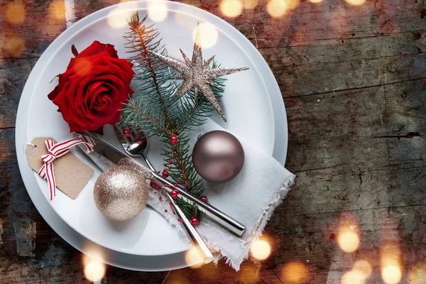 Romantische Kerstversiering Voor Een Diner Een Rustieke Stijl — Stockfoto