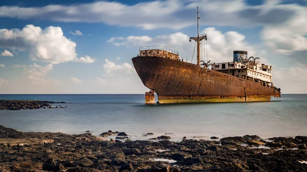 Zatopiony Statek Porcie Arrecife Lanzarote — Zdjęcie stockowe