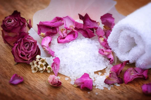 Spa Still Life Salt Bath Dried Rose Relaxing Moments — Stock Photo, Image