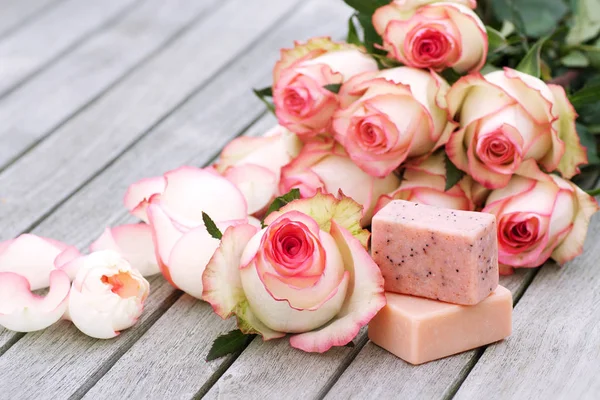 Spa Producten Een Houten Tafel Voor Een Concept — Stockfoto