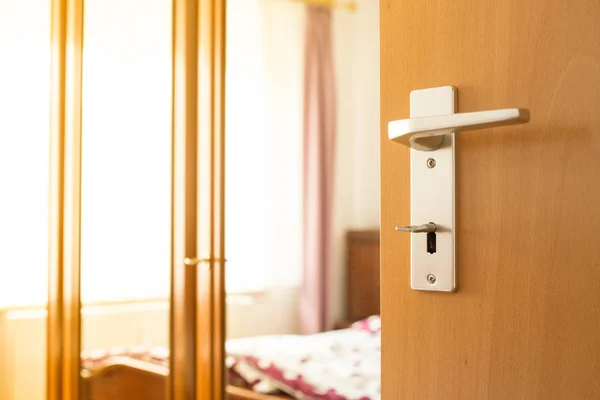 Porte Chambre Avec Poignée Porte Clé Placard Ouverts — Photo