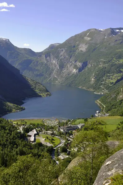 Vista Panorámica Del Paisaje Del Lago — Foto de Stock