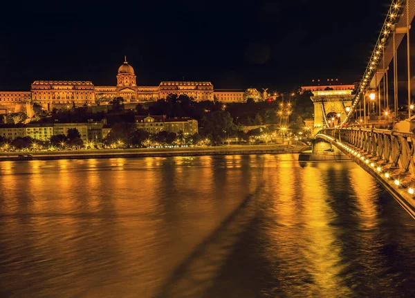 Zamek Buda Most Łańcuchowy Dunaj River Reflection Budapeszt Węgry Zamek — Zdjęcie stockowe