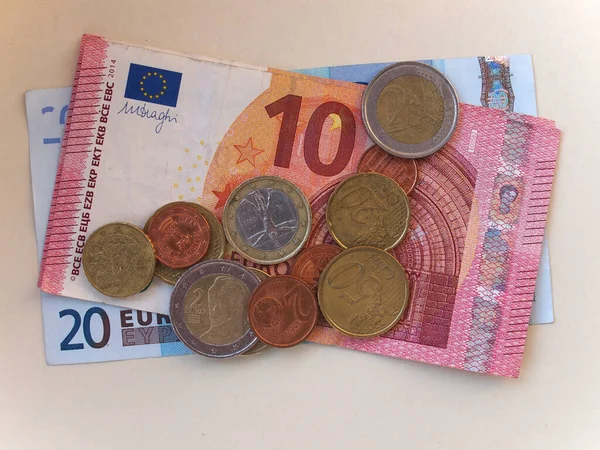 Ευρώ Eur Τραπεζογραμμάτια Και Κέρματα Νόμισμα Της Ευρωπαϊκής Ένωσης — Φωτογραφία Αρχείου