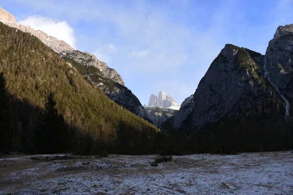 Három Csúcs Három Csúcs Dobbiaco Hegylánc Dolomitok Tre Cime 3000 — Stock Fotó