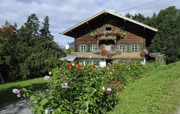 Zillertal Alpy Dům Budova Statek Květinové Šperky Venkovské Podzim Údolí — Stock fotografie